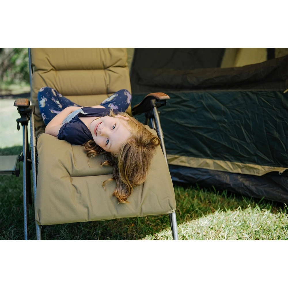 OZtrail Sun Lounge Brampton With Side Table 4 OZtrail Sun Lounge Brampton With Side Table - Image 2